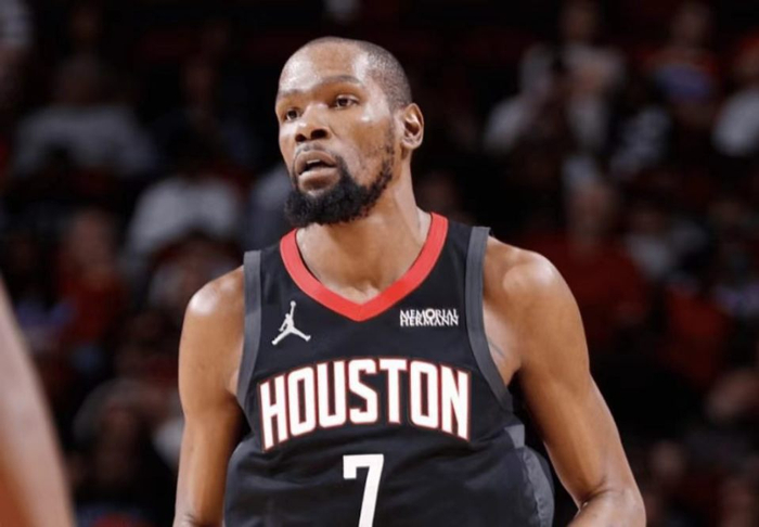 东契奇42分12助攻创历史纪录，多场关键球员闪耀