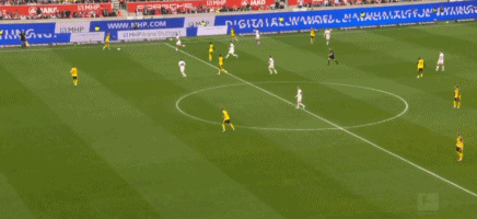 多特蒙德补时连入两球逆转斯图加特 战术部署玄