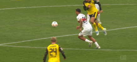 多特蒙德补时连入两球逆转斯图加特 战术部署玄