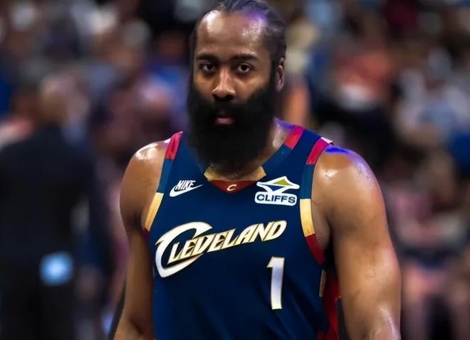 阿伦复出助骑士大胜热火 双塔体系成季后赛关键